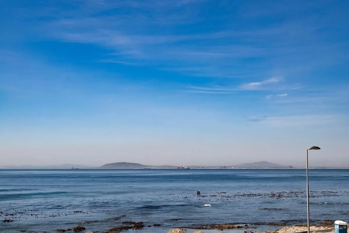 Apartment Awe-Inspiring Ocean-Views Apt No Load-Shedding Cape Town