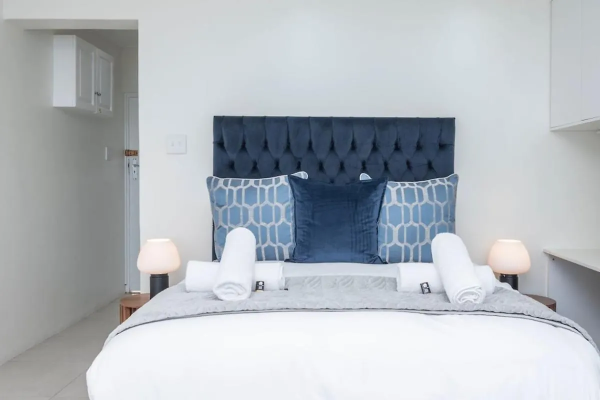 Apartment Awe-Inspiring Ocean-Views Apt No Load-Shedding Cape Town