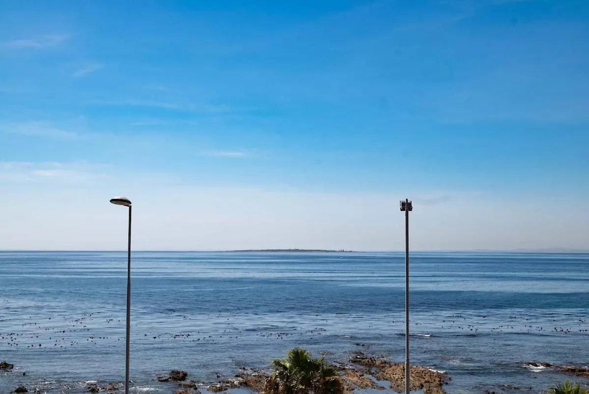 Awe-Inspiring Ocean-Views Apt No Load-Shedding Cape Town